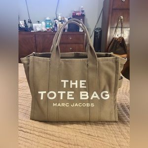 Marc Jacobs Small “The Tote Bag”